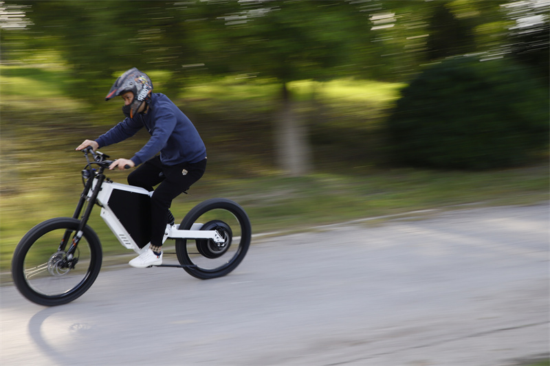 Popularny rower elektryczny 20 – 72V 12000W Electric Dirt Bike recenzja i cena